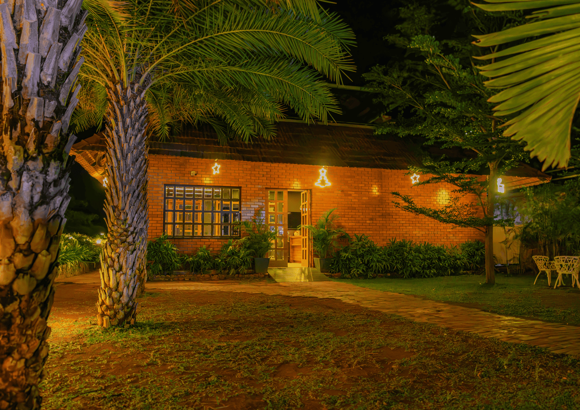 Oxy Valley Resort
